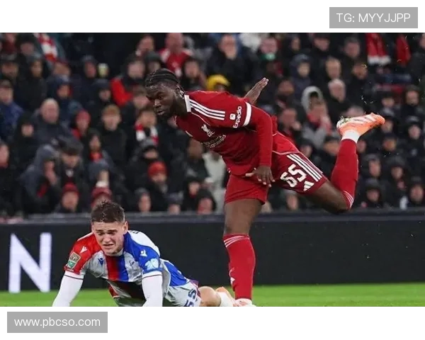 夸安萨：师从三巨头淬炼领袖与推进基因，利物浦青训新星解锁成长密码(1)