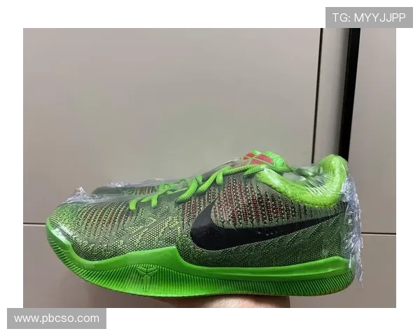 科比战靴强势回归:颜值地位双高,该入手吗? 科比战靴强势回归:颜值地位双高,该入手吗?